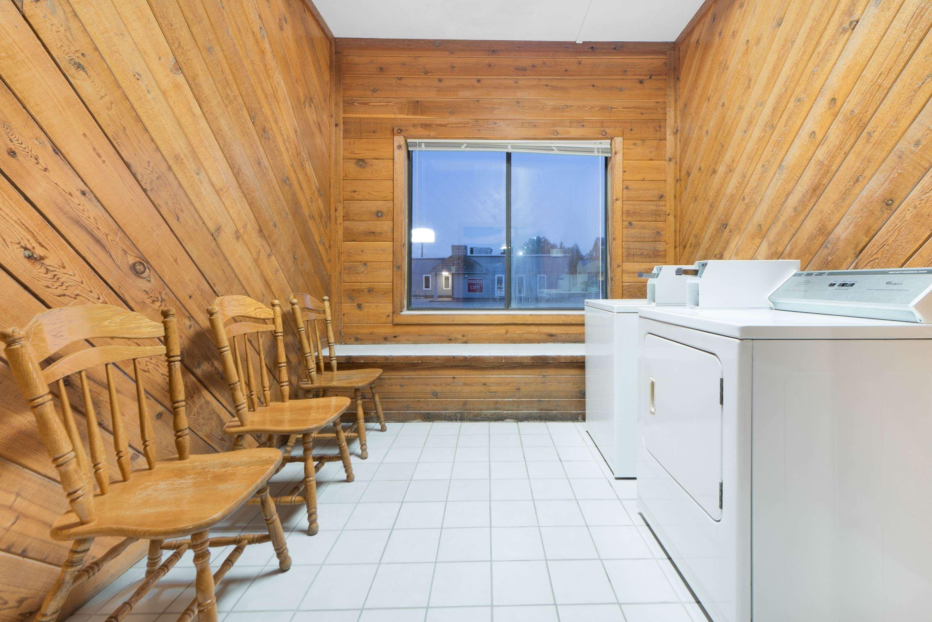ซูเปอร์ 8 บาย วินด์แฮม ออตตัมวา Motel Ottumwa ภายนอก รูปภาพ