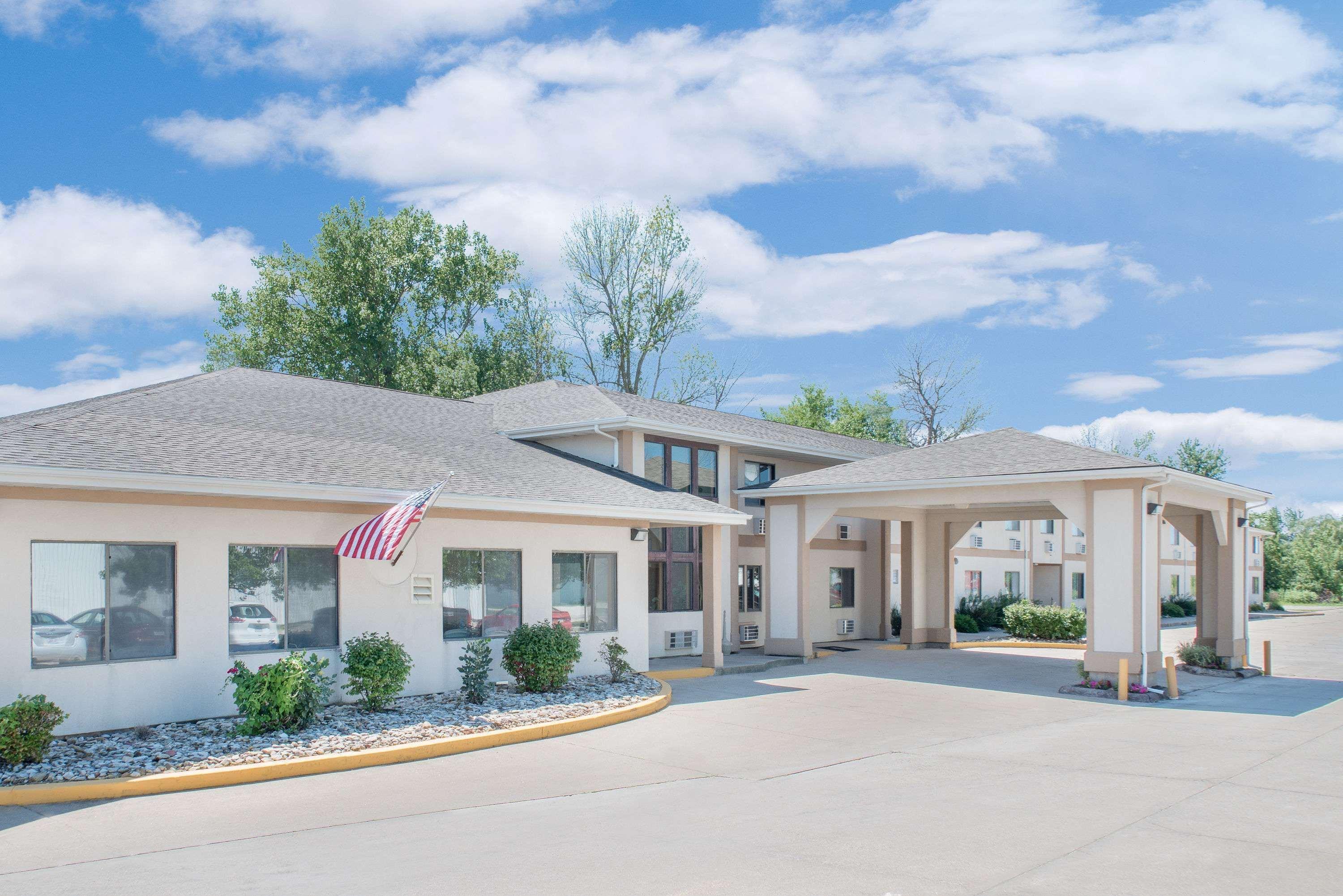 ซูเปอร์ 8 บาย วินด์แฮม ออตตัมวา Motel Ottumwa ภายนอก รูปภาพ